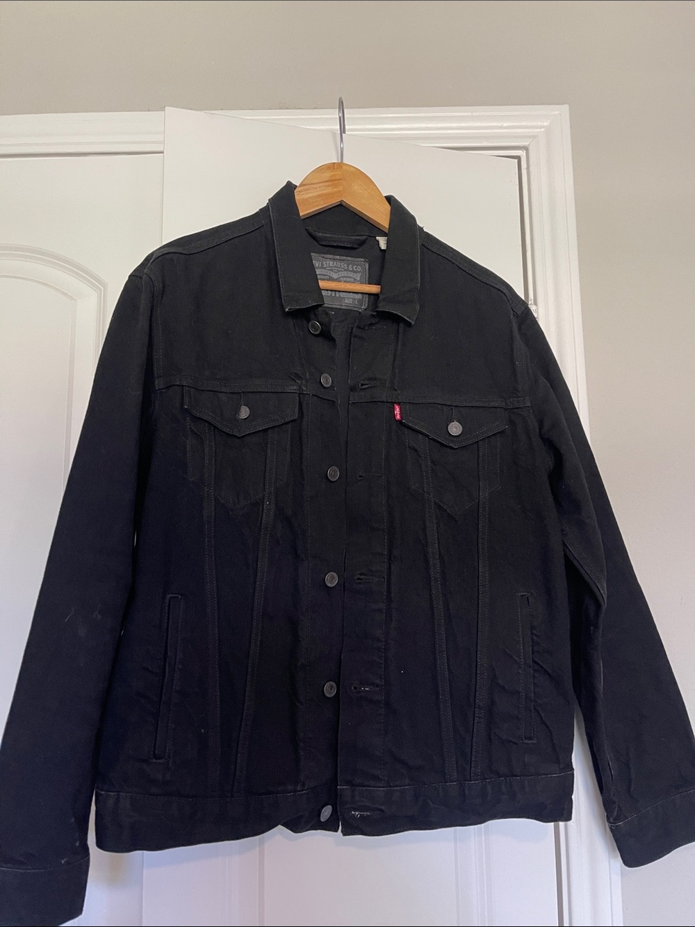 Levi's Black Men's Denim Trucker Jacket